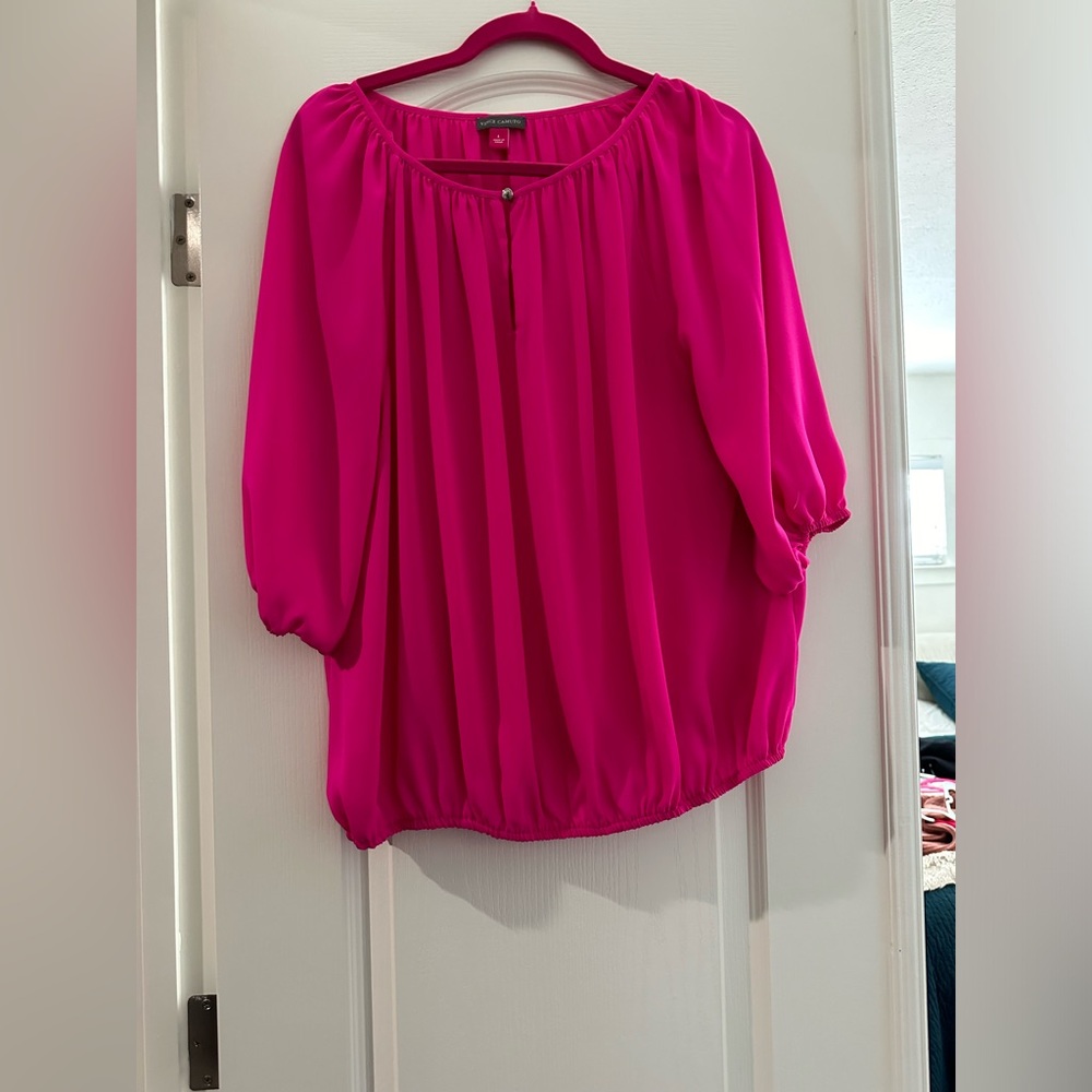 Vince Camuto Hot pink top-sz L